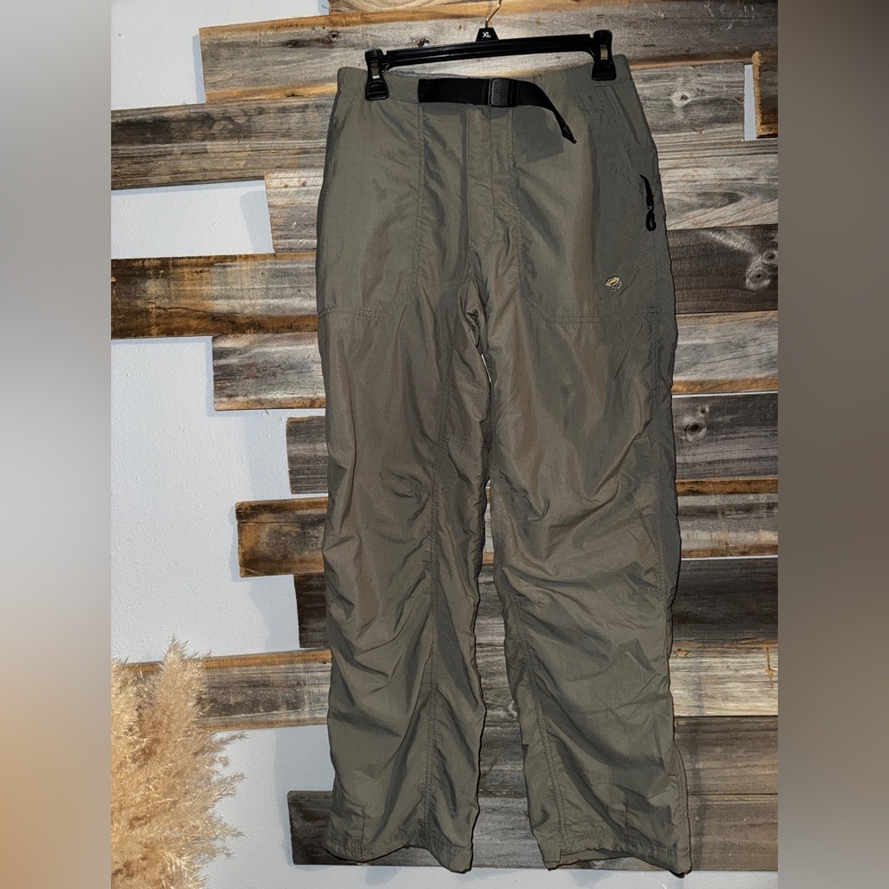 Womens pants mountain hardwear- size 8-